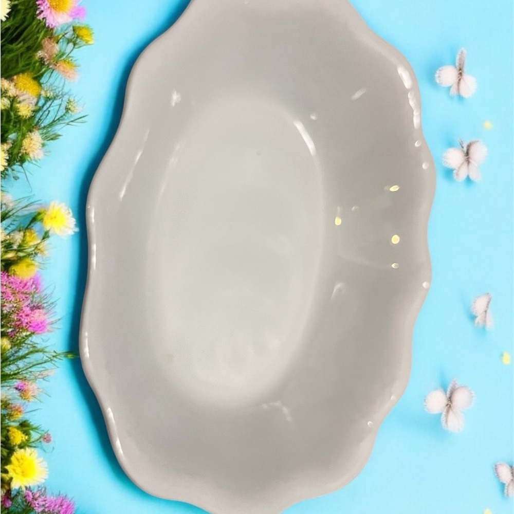 Royal Ironstone China, 20th century bowl made by Johnson Bros in England.